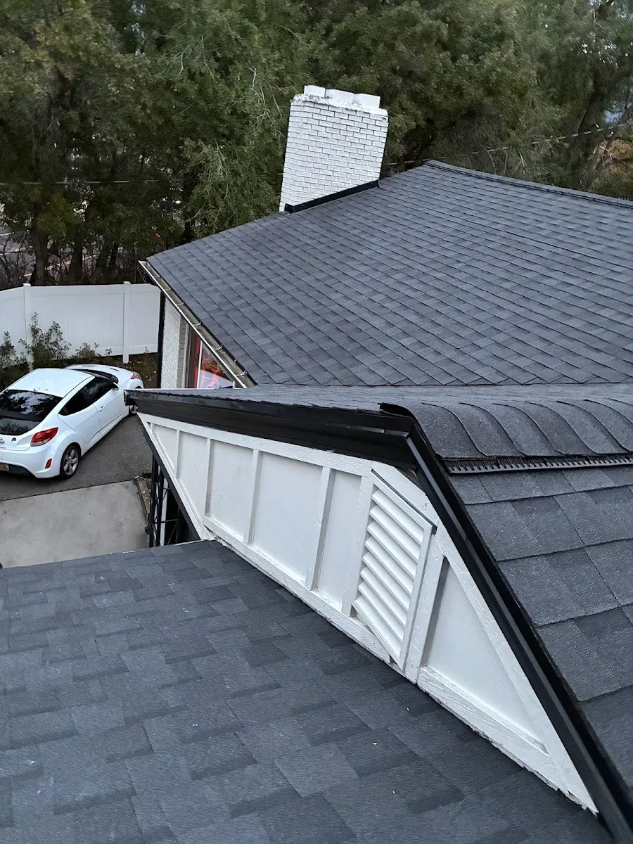 Professional roofing services by Frame Roofing Utah in Santaquin Utah